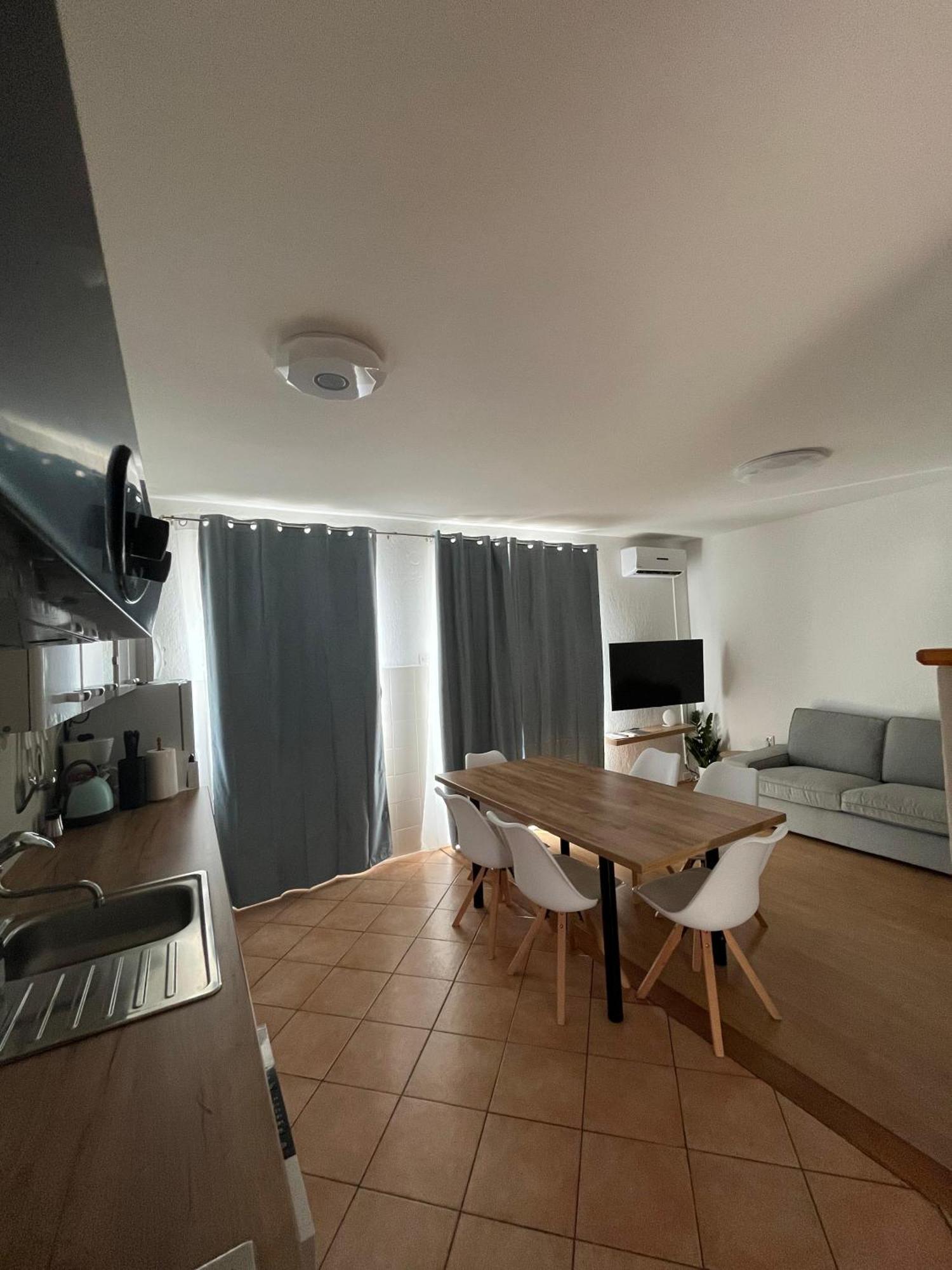 Klara Apartment